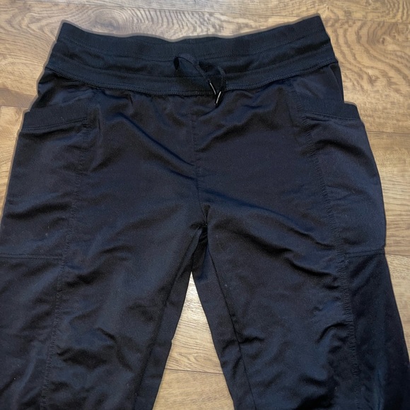 Cargo pants - Picture 2 of 2